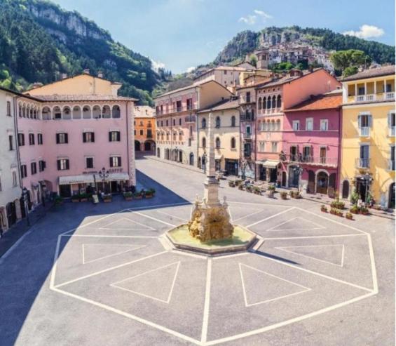 La Lucciola Albergo Ristorante تالياكوتسو المظهر الخارجي الصورة
