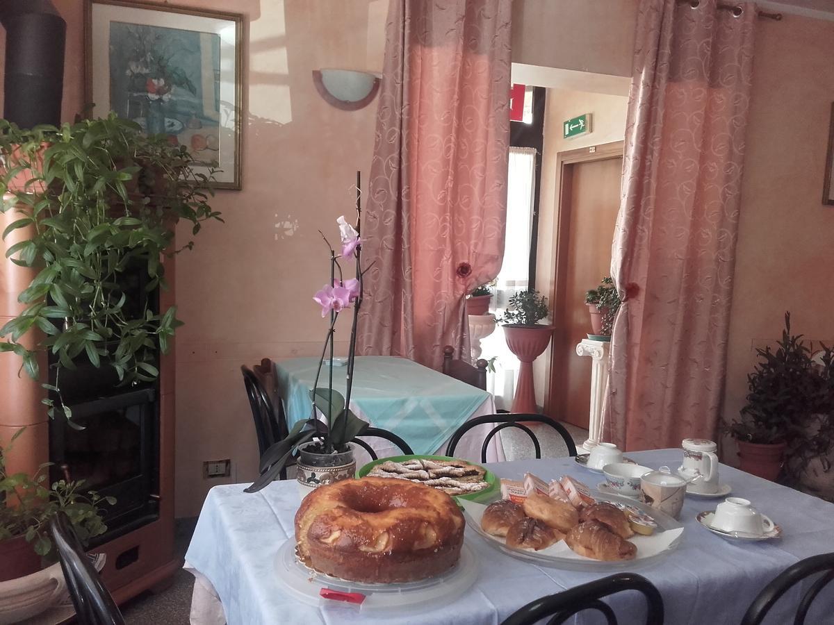 La Lucciola Albergo Ristorante تالياكوتسو المظهر الخارجي الصورة